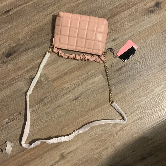 Pink purse - Picture 5 of 5